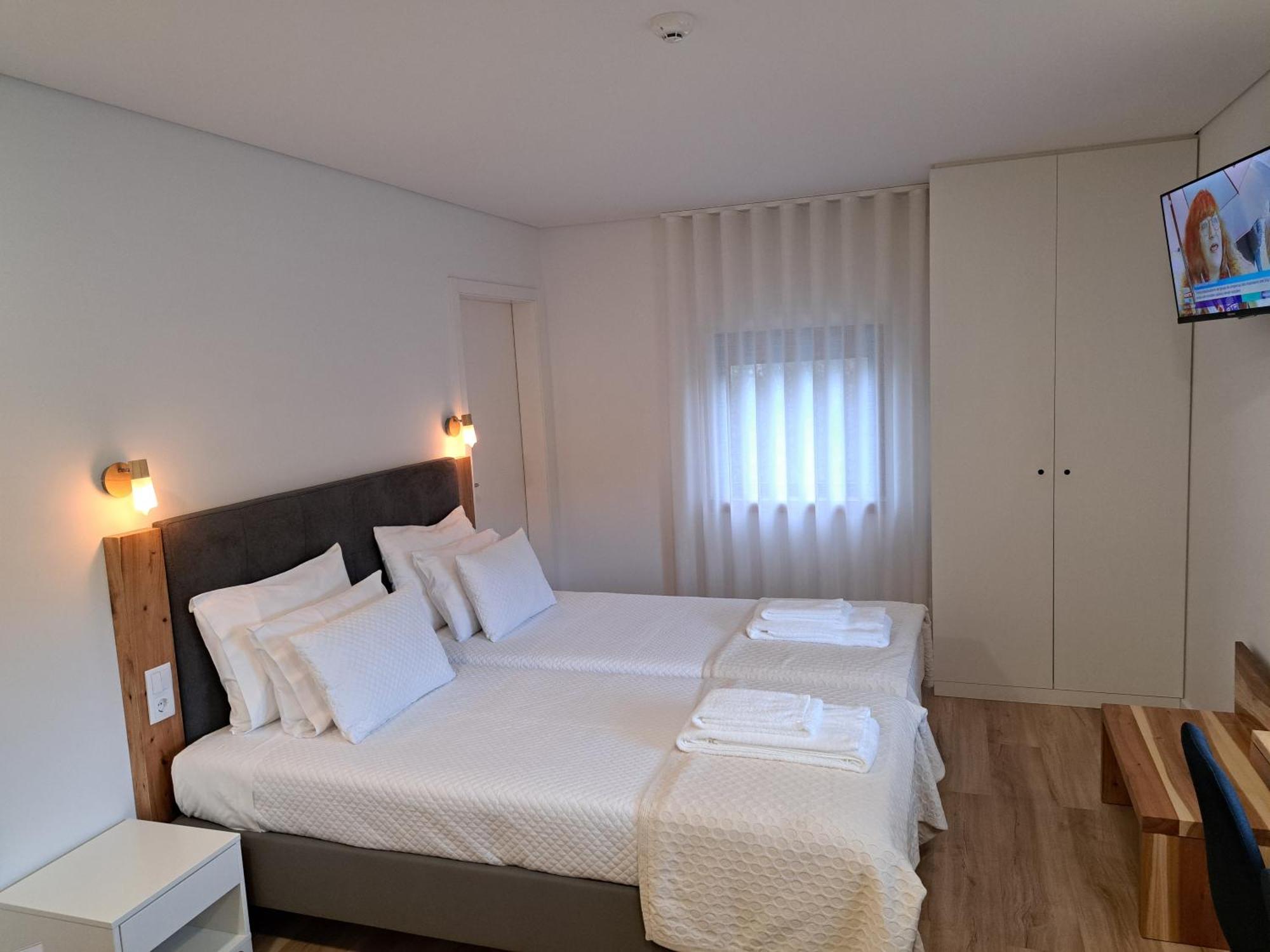 Agrafonte Guest House Pacos de Ferreira Ngoại thất bức ảnh