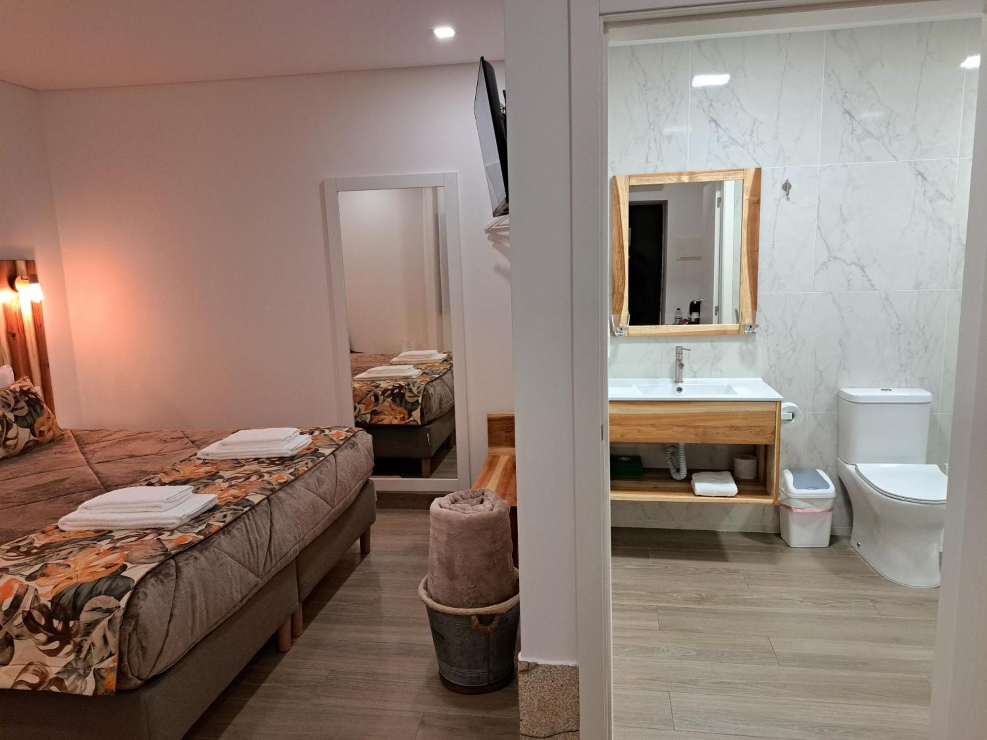 Agrafonte Guest House Pacos de Ferreira Ngoại thất bức ảnh